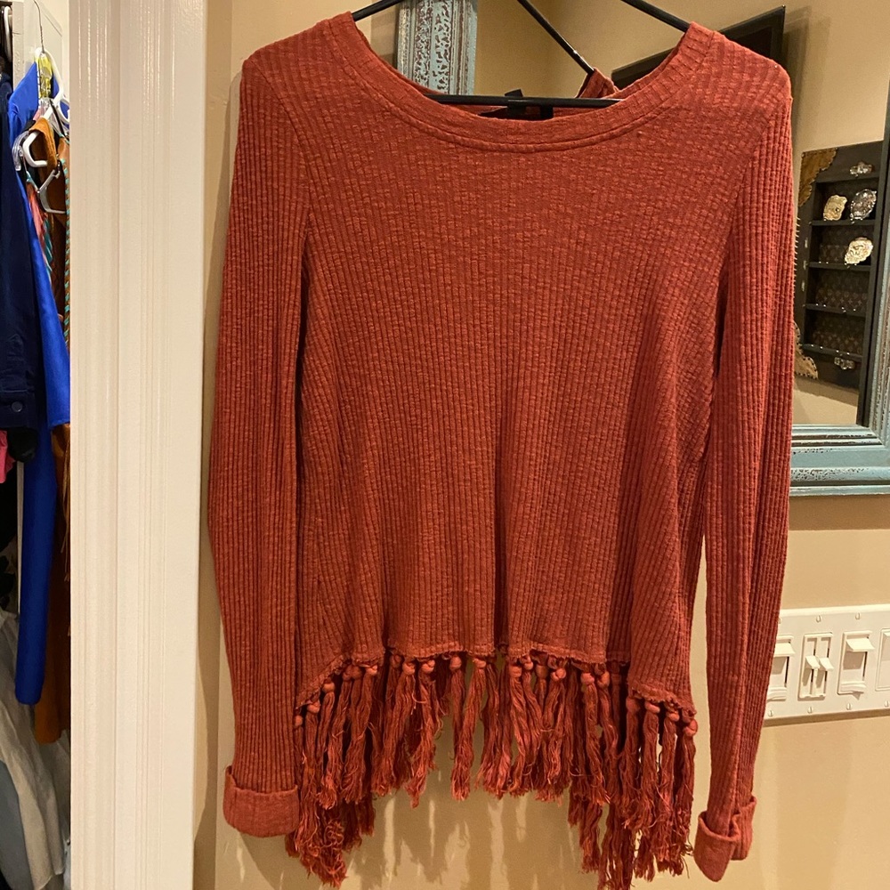 Shyanne long sleeve sweater/shirt